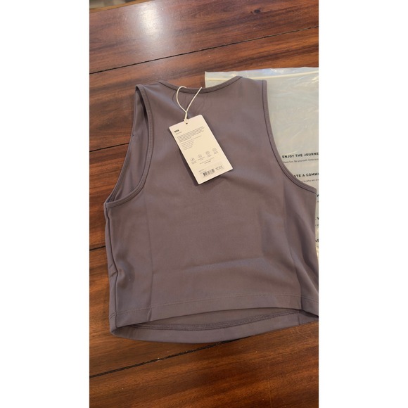 LSKD Base Tank Dark Storm Grey Cropped Racerback Performance Women Medium NEW - Picture 4 of 16